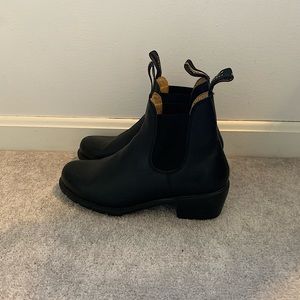 Blundstone Heeled Chelsea Boot